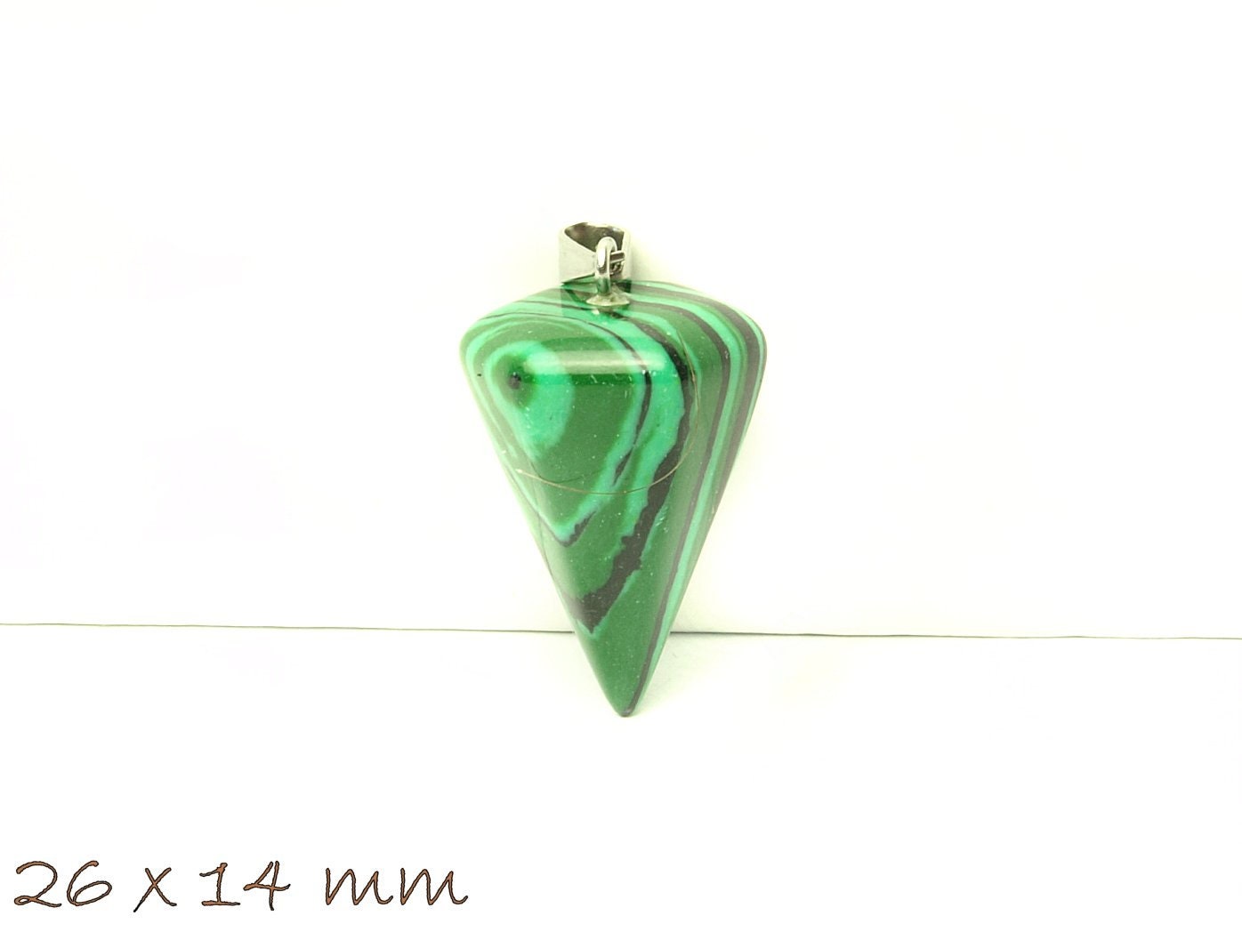 1 Anhänger Edelstein synthetischer Malachit, Spitze, 26 x 14 mm