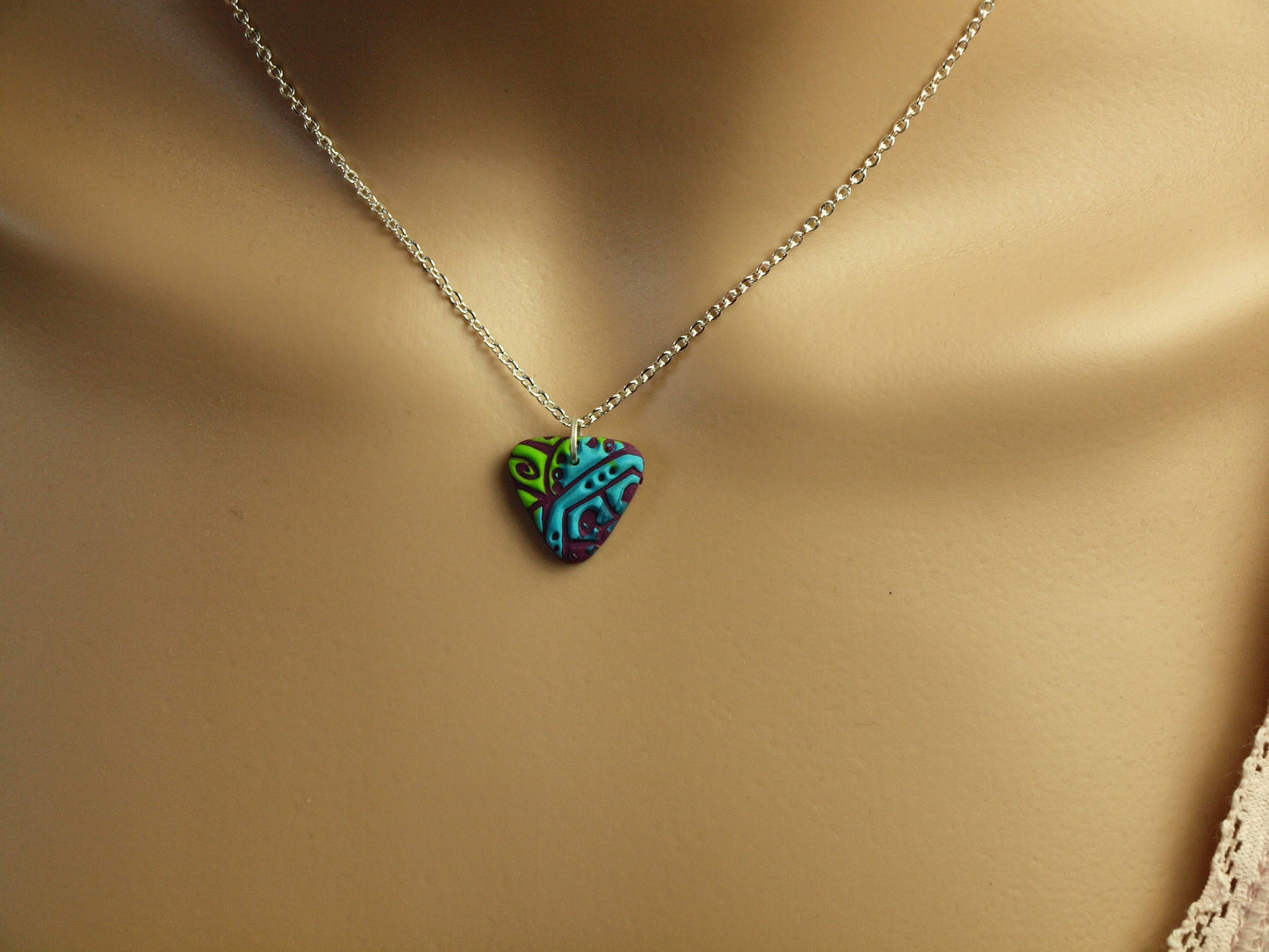 Surferkette Anhänger blau weiß grün Muster Mandala Polymer Clay Kette Leder nach Wahl