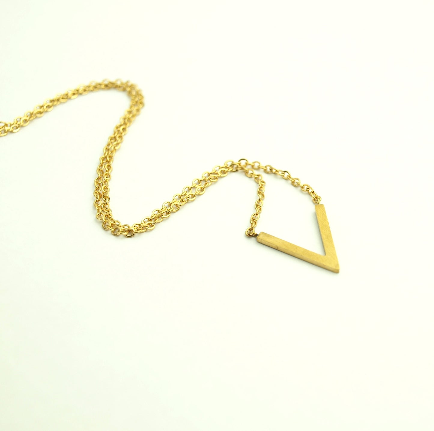 Kette Edelstahl V Dreieck Muster Anhänger golden geometrisch
