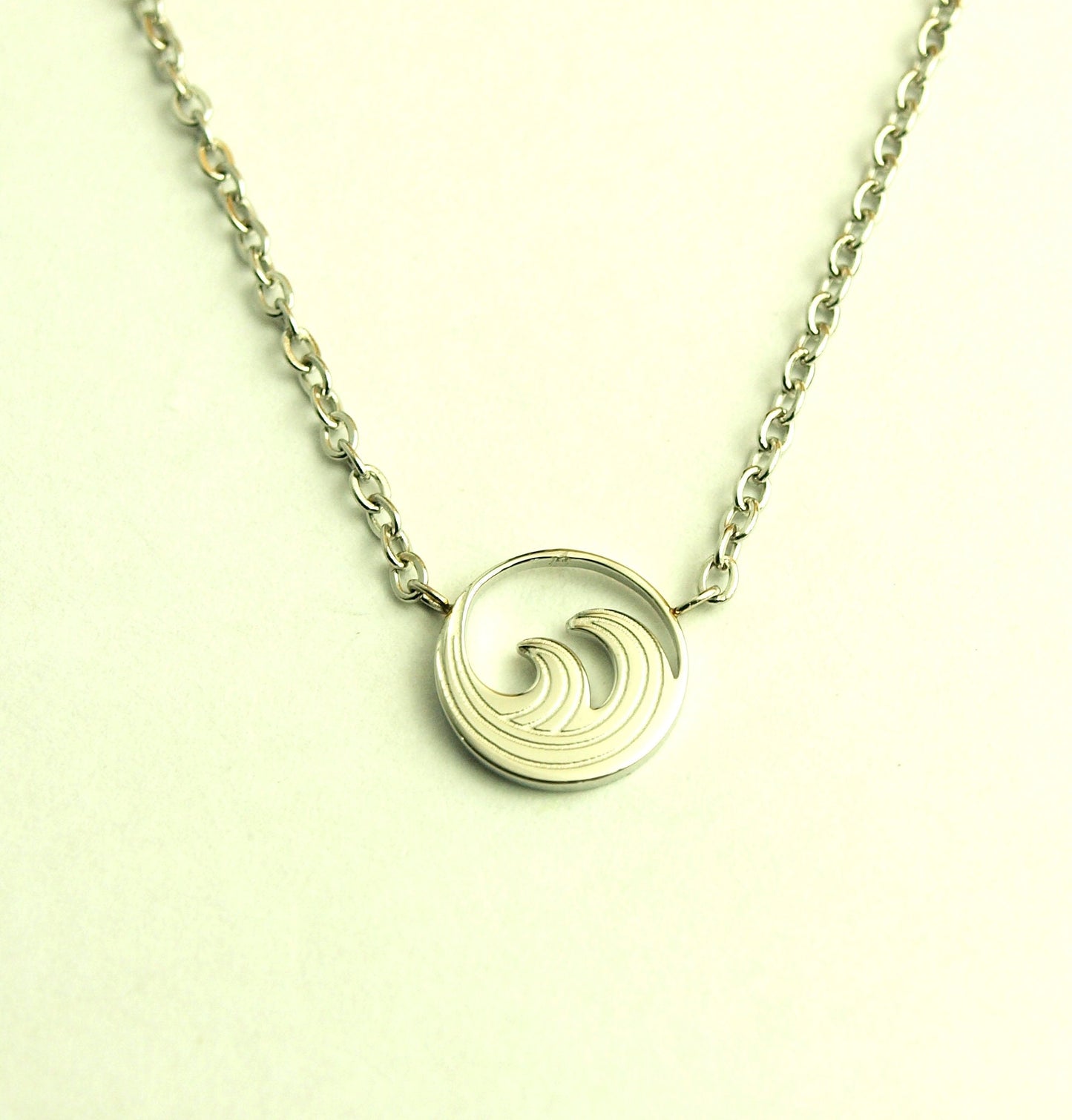 Kette Welle Kreis rund Wasser Anhänger Edelstahl silbern