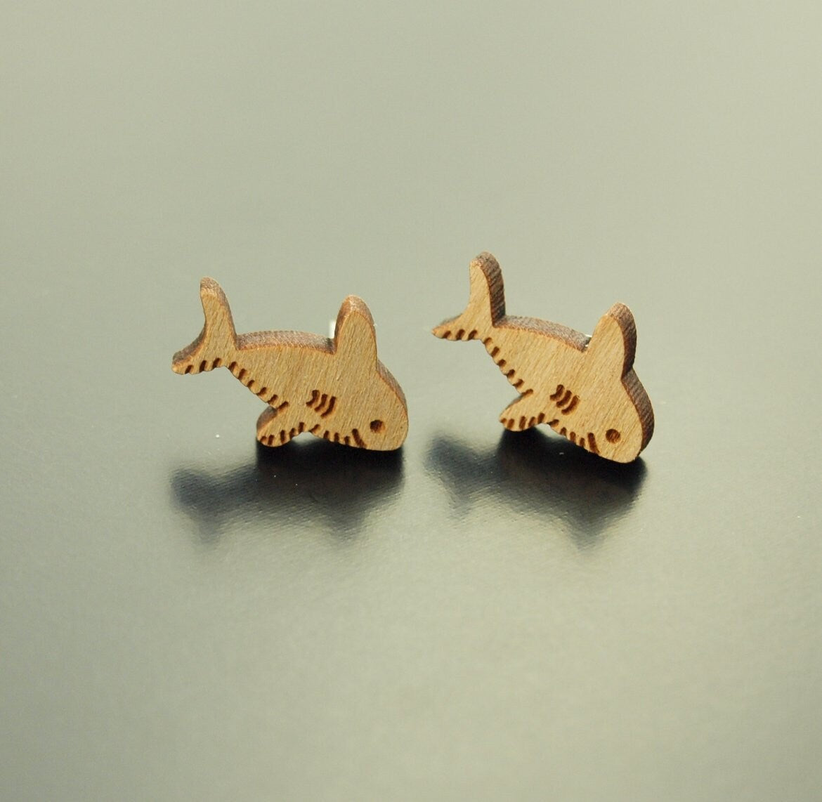 Ohrstecker Hai Fisch Holz Ohrringe Meer Strand Ohrringe