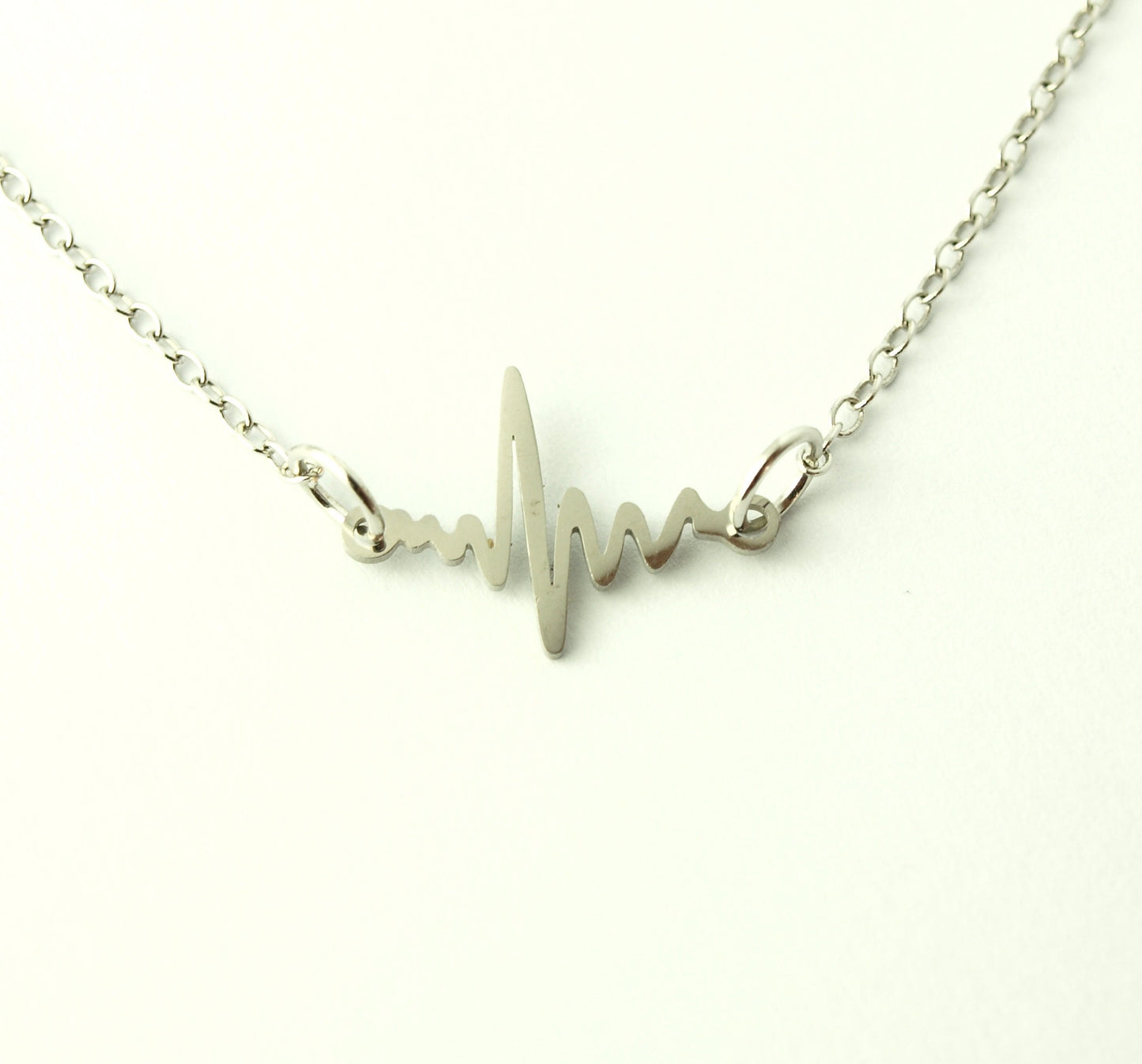 Kette Edelstahl Herzschlag Herz Puls Elektrokardiogramm Anhänger silbern