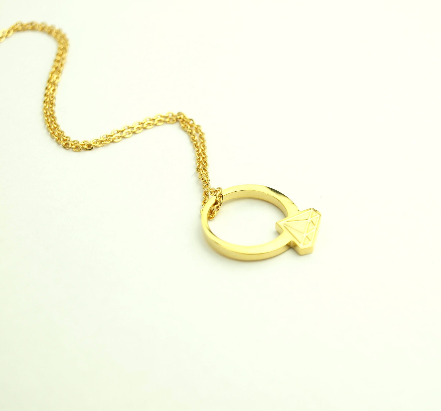 Kette Edelstahl Ring mit Diamant geometrisch Schmuck golden