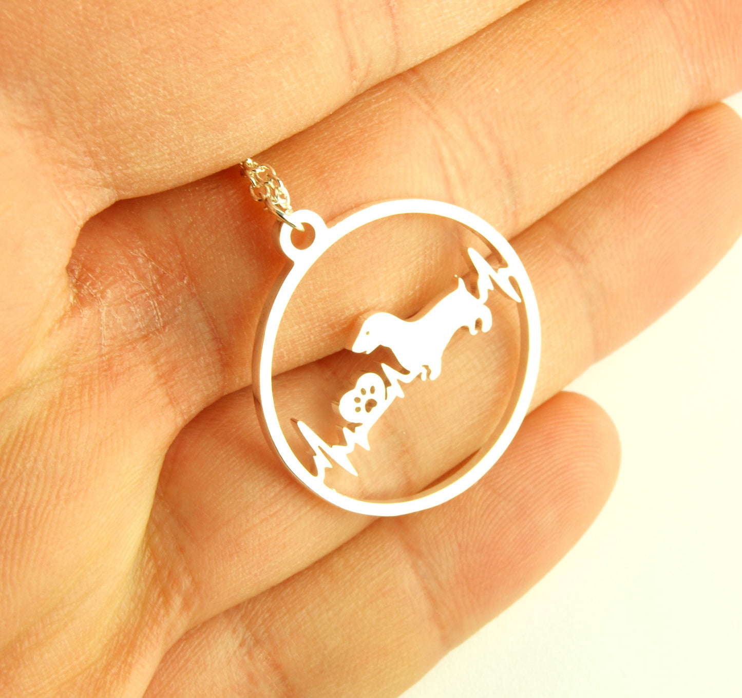 Kette Dackel Hund Herzschlag Puls Herz Pfote Tatze Liebe Freundschaft Anhänger rund Kreis Farbe nach Wahl silbern golden rosegolden