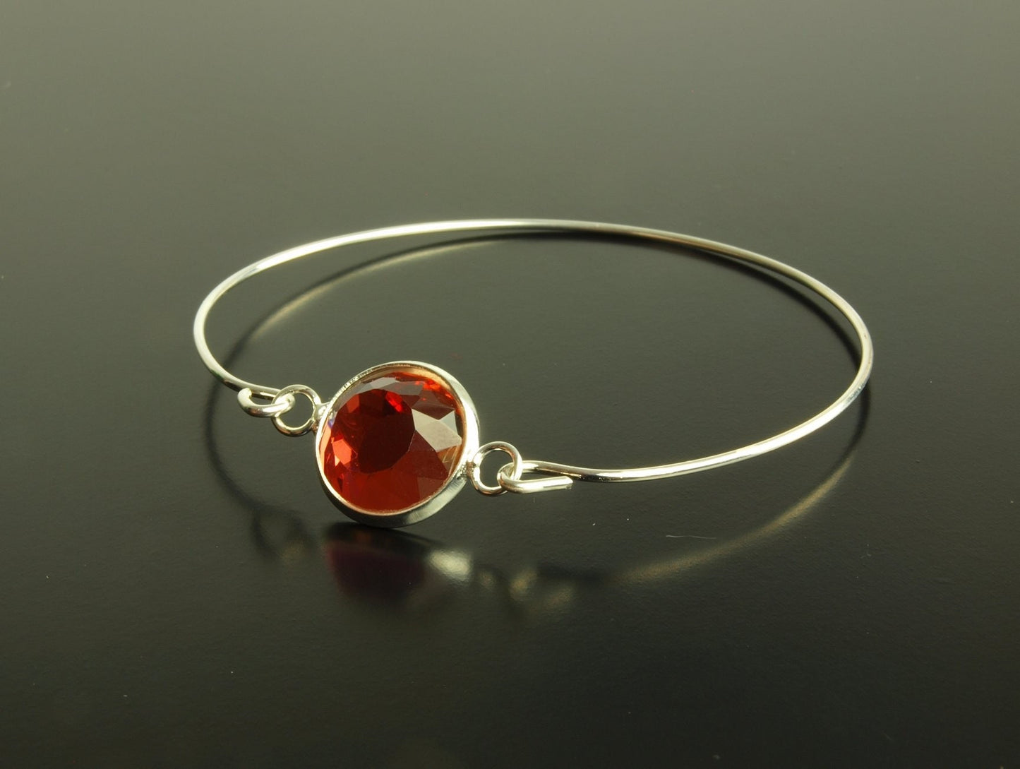 Armreif facettierter Cabochon Glas Spiralreif silber bronze Muster nach Wahl