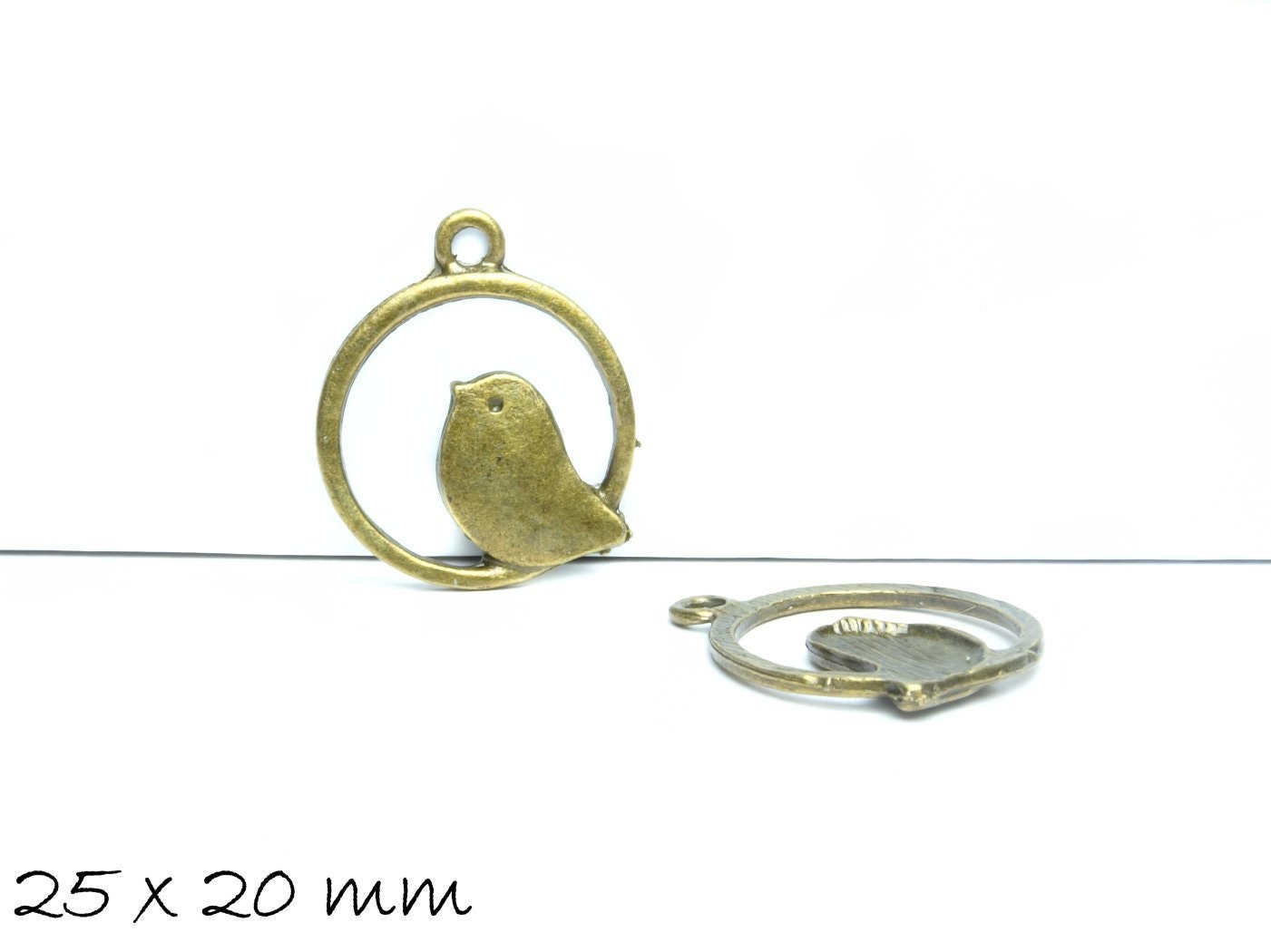 4 Stück Anhänger Vogel Spatz rund bronze vintage 25 x 20 mm