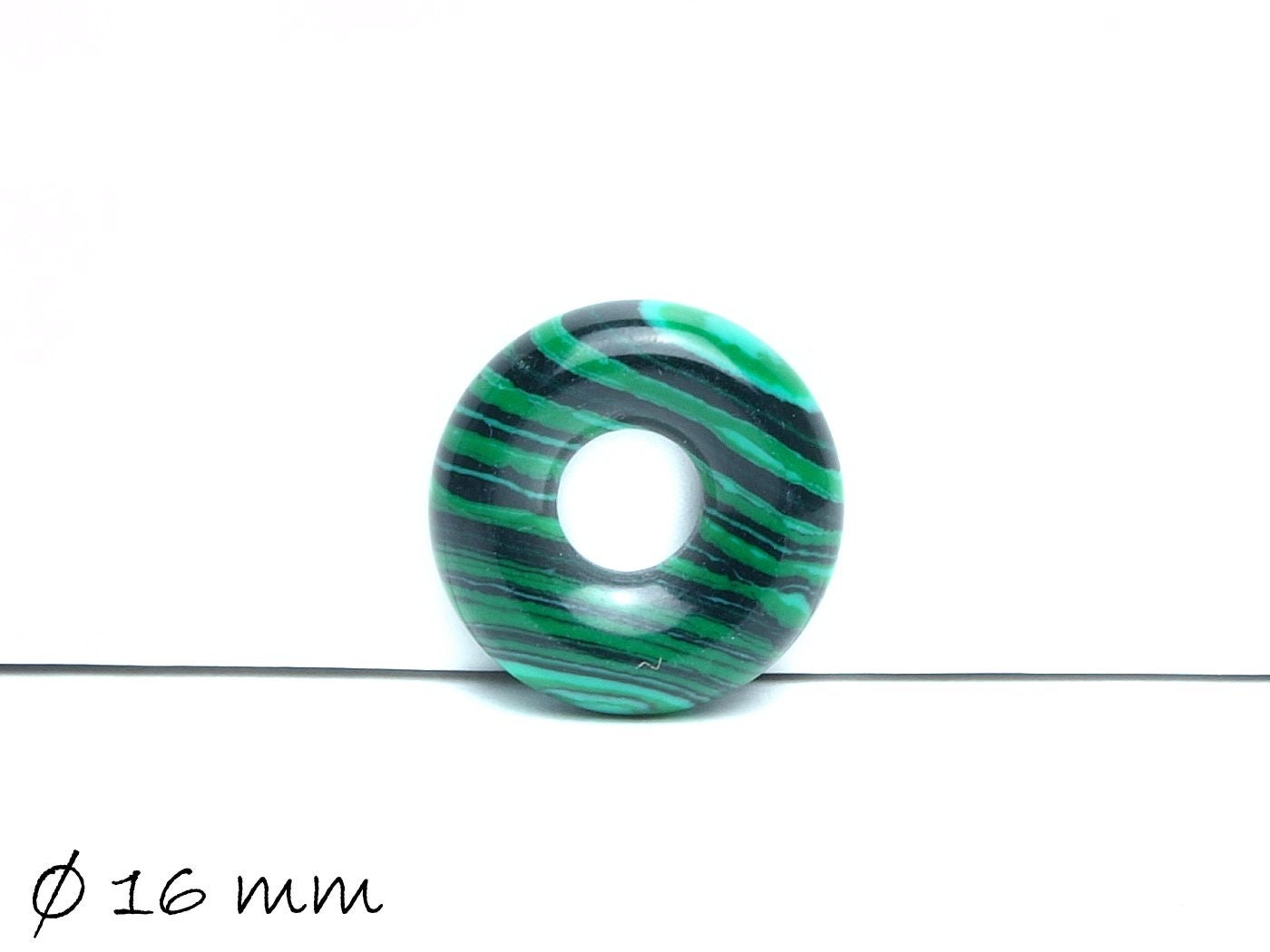 1 Stück Donut Anhänger Edelstein Synthetischer Malachit, Ø 16 mm