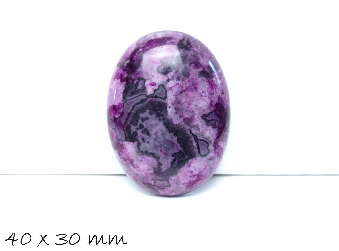 1 Stück Cabochon, Ripple-Jasper, 40 x 30 mm, lila