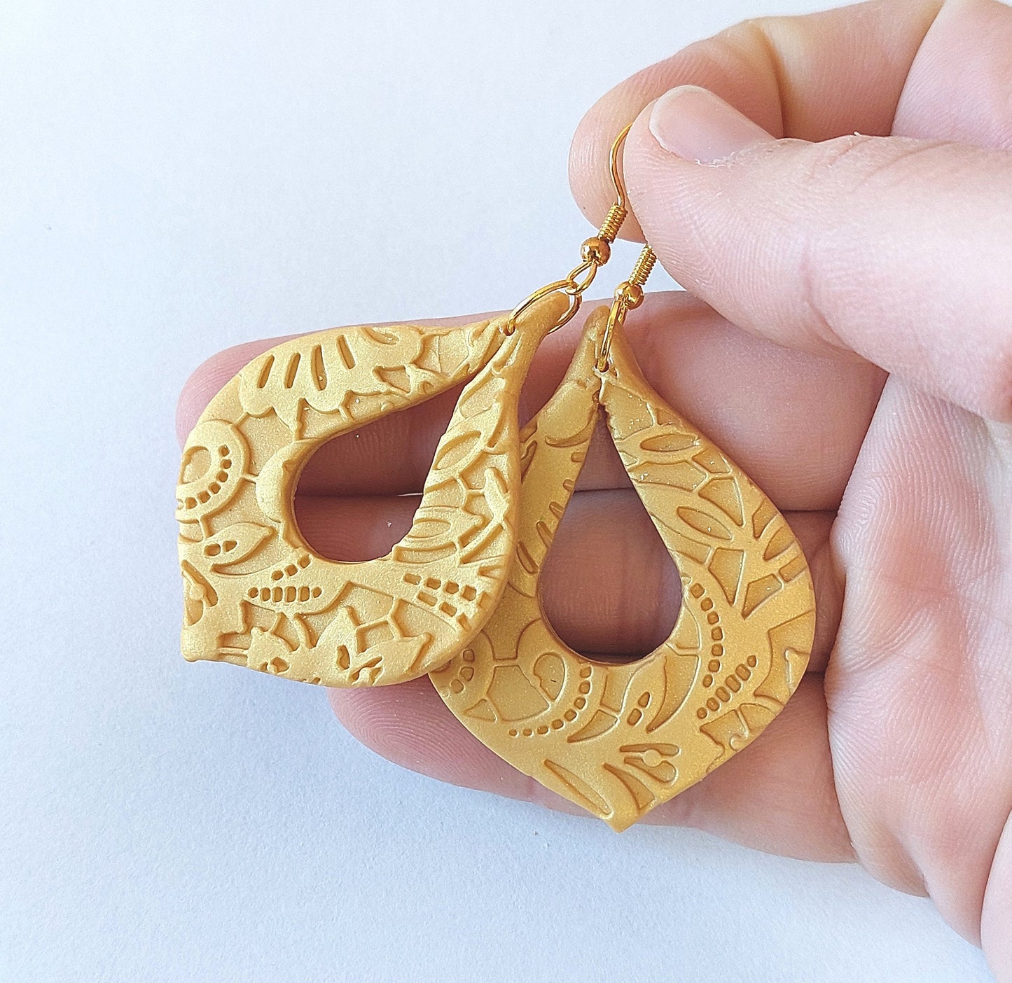 XXL Statement Ohrringe Polymer Clay Muschel Orient gold weiß blau nach Wahl