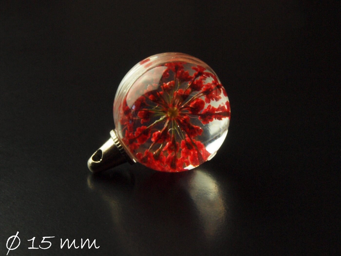 1 Anhänger Glaskugel mit echten Blüten Ø 15 mm, rot, silber