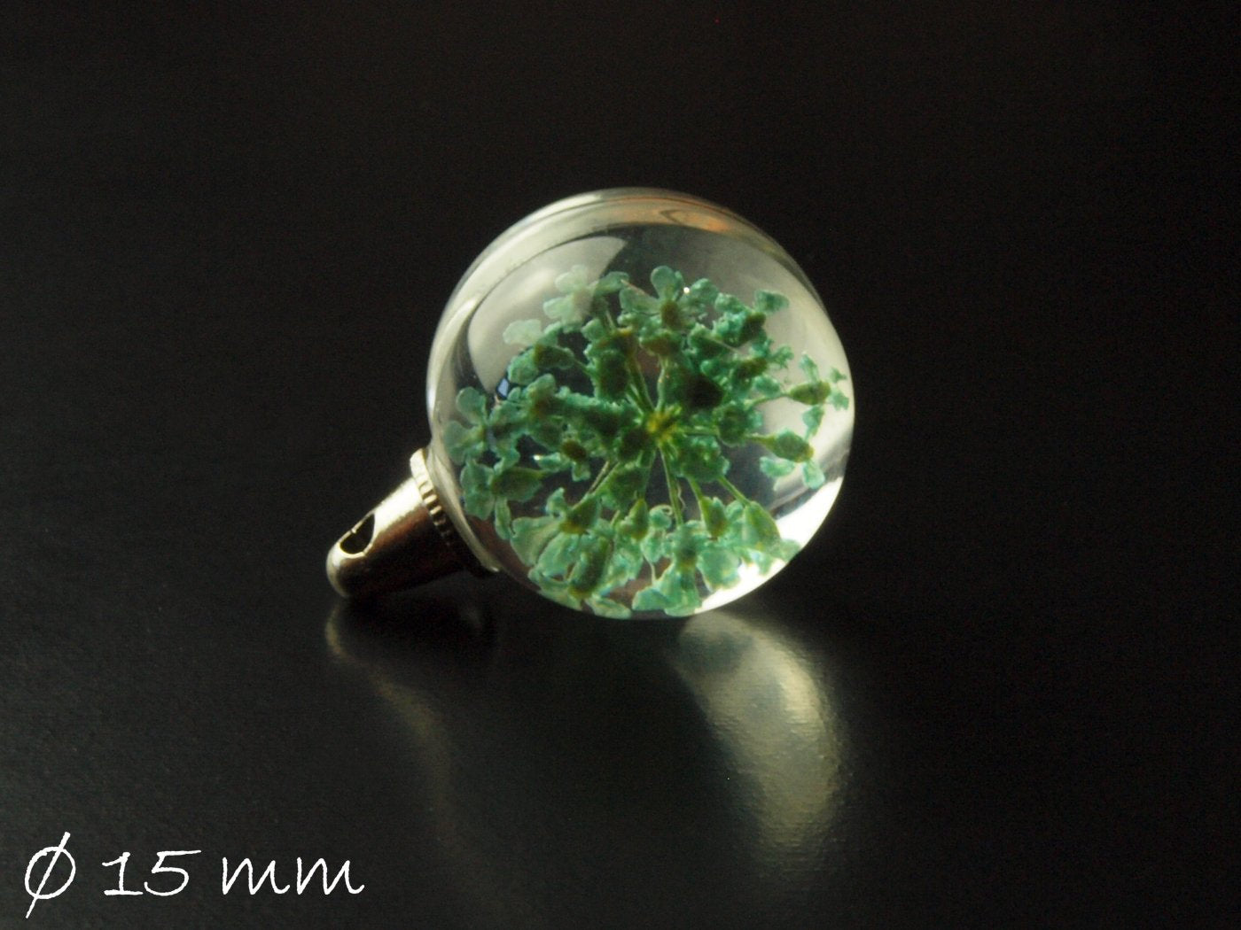 1 Anhänger Glaskugel mit echten Blüten Ø 15 mm, türkis, silber