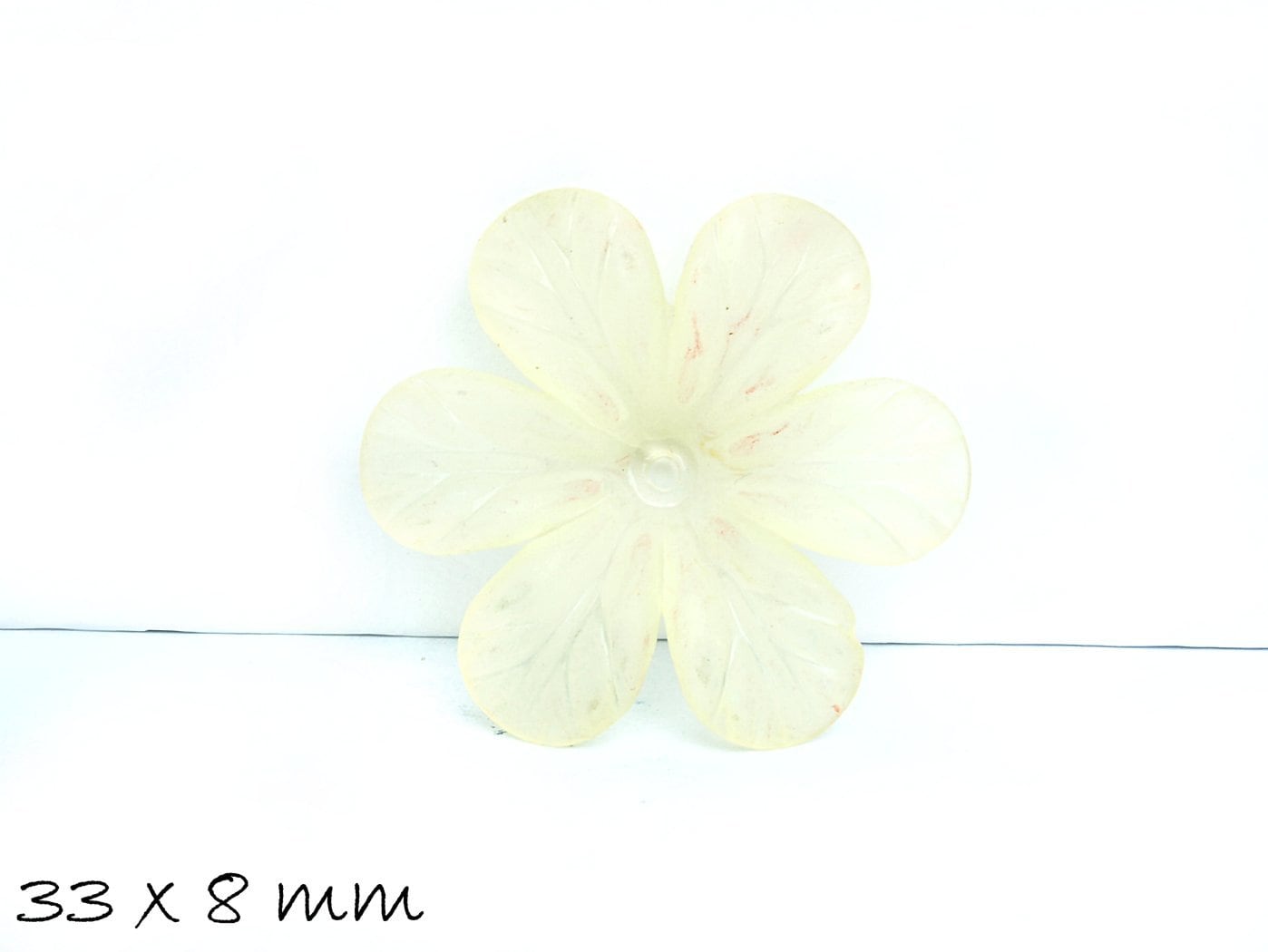 6 Stück gefrostete lucite Acrylblüten, 33 x 8 mm, Gelb