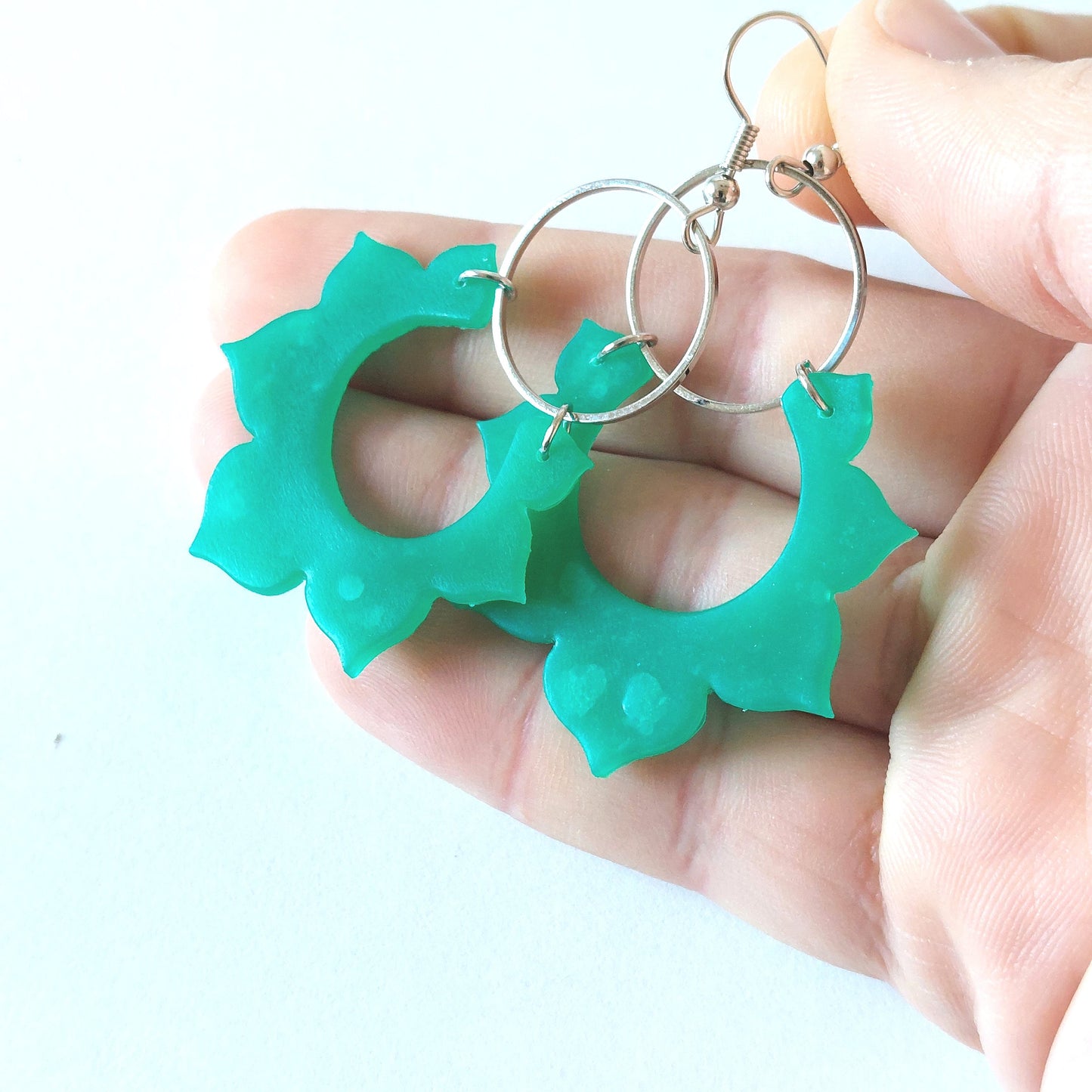 Statement Ohrringe Polymer Clay Blüten Blätter petrol blau grün türkis nach Wahl