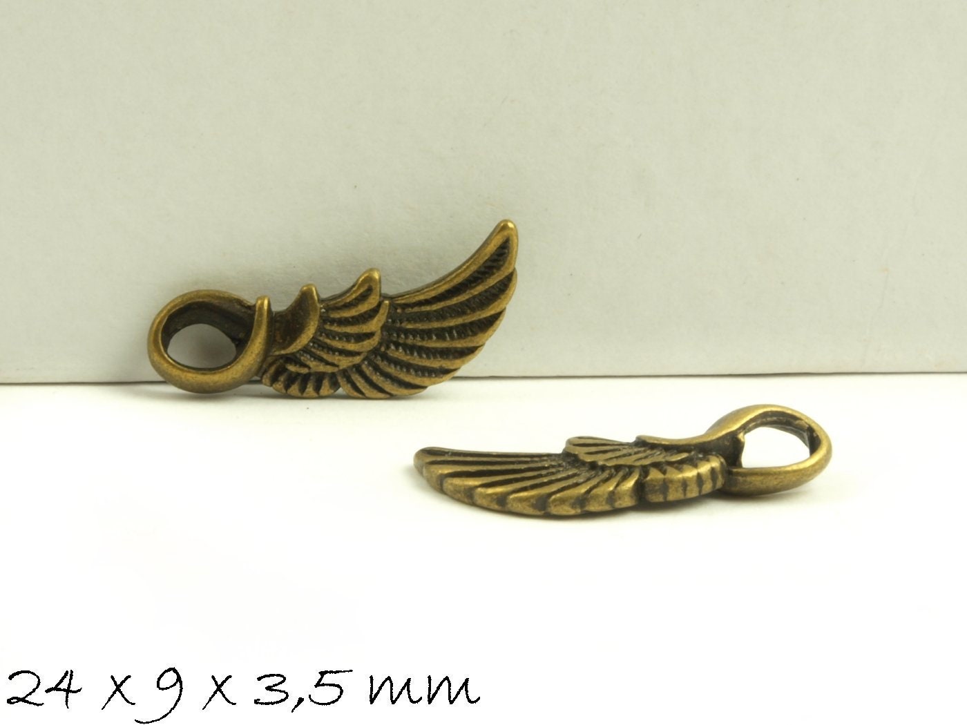 4 Stück Anhänger Flügel Engel bronze vintage