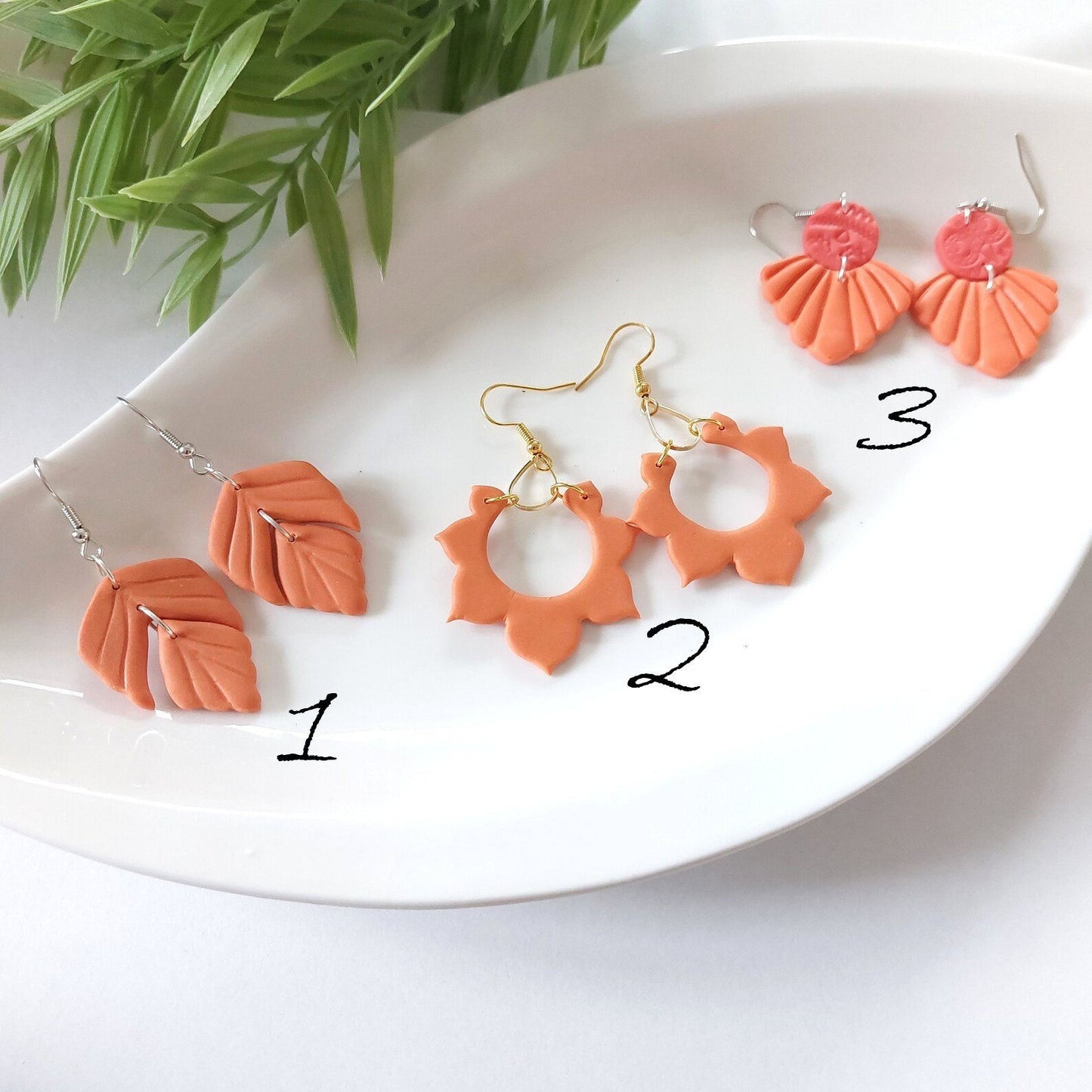 Statement Ohrringe Polymer Clay Blätter orange nach Wahl