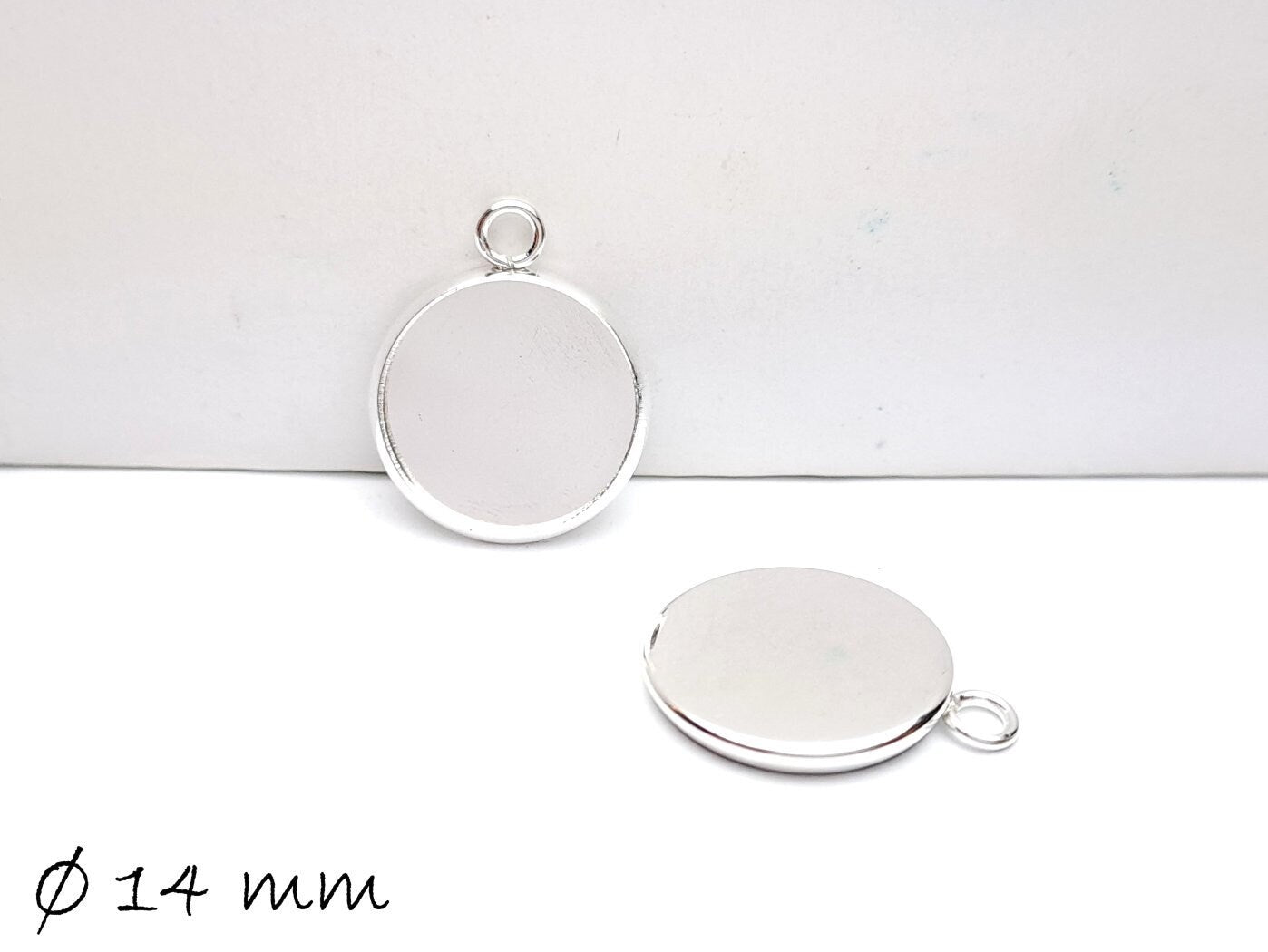 4 Stück Anhänger mit Fassung/ Medaillon, 14 mm hellsilber, Edelstahl