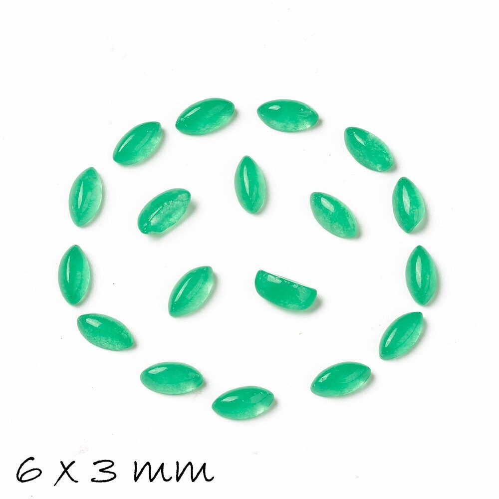 2 Stück Edelstein Cabochons, Jade, Pferdeauge, grün, 6 x 3 mm