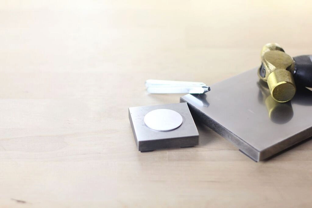 1 Stempelblock aus Stahl, Stempel, Impressart