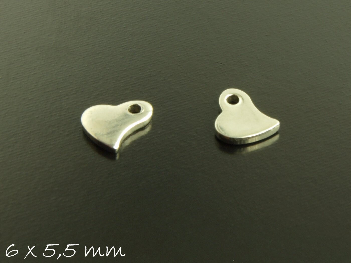 10 Stück Anhänger Herz Edelstahl Stempel Plättchen 6,5 x 5,5 mm