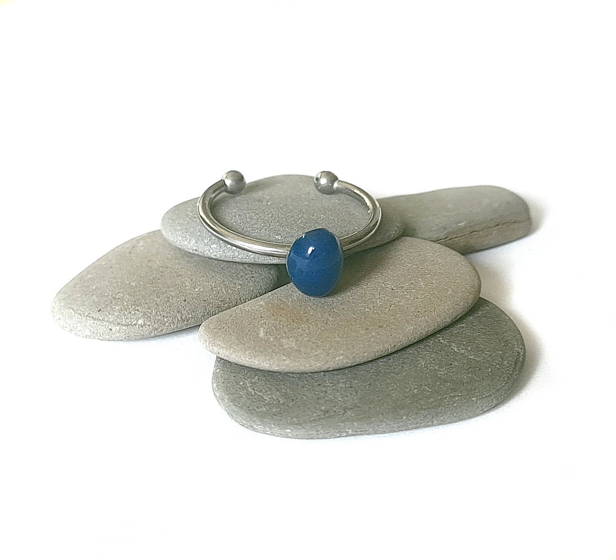 Offener Edelstahl-Ring verstellbar mit blauem Jade-Stein (8x6mm)