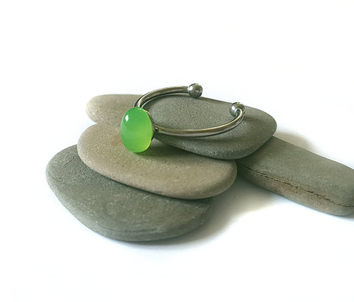 Jade Ring verstellbar aus Edelstahl | Grüne Jade Edelstein