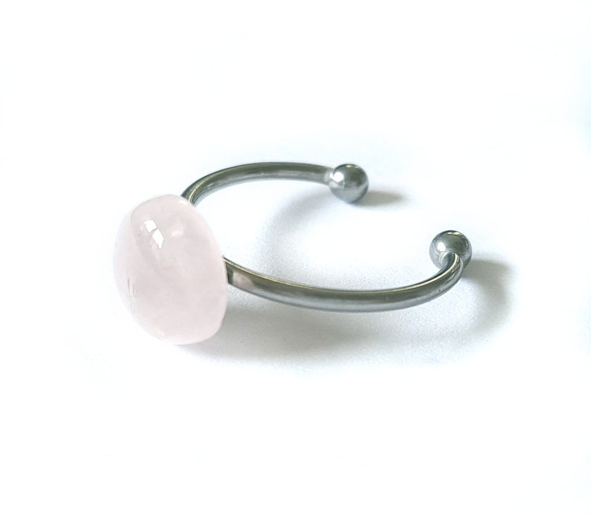 Rosenquarz Ring verstellbar aus Edelstahl (10 mm) | Rosa Stein