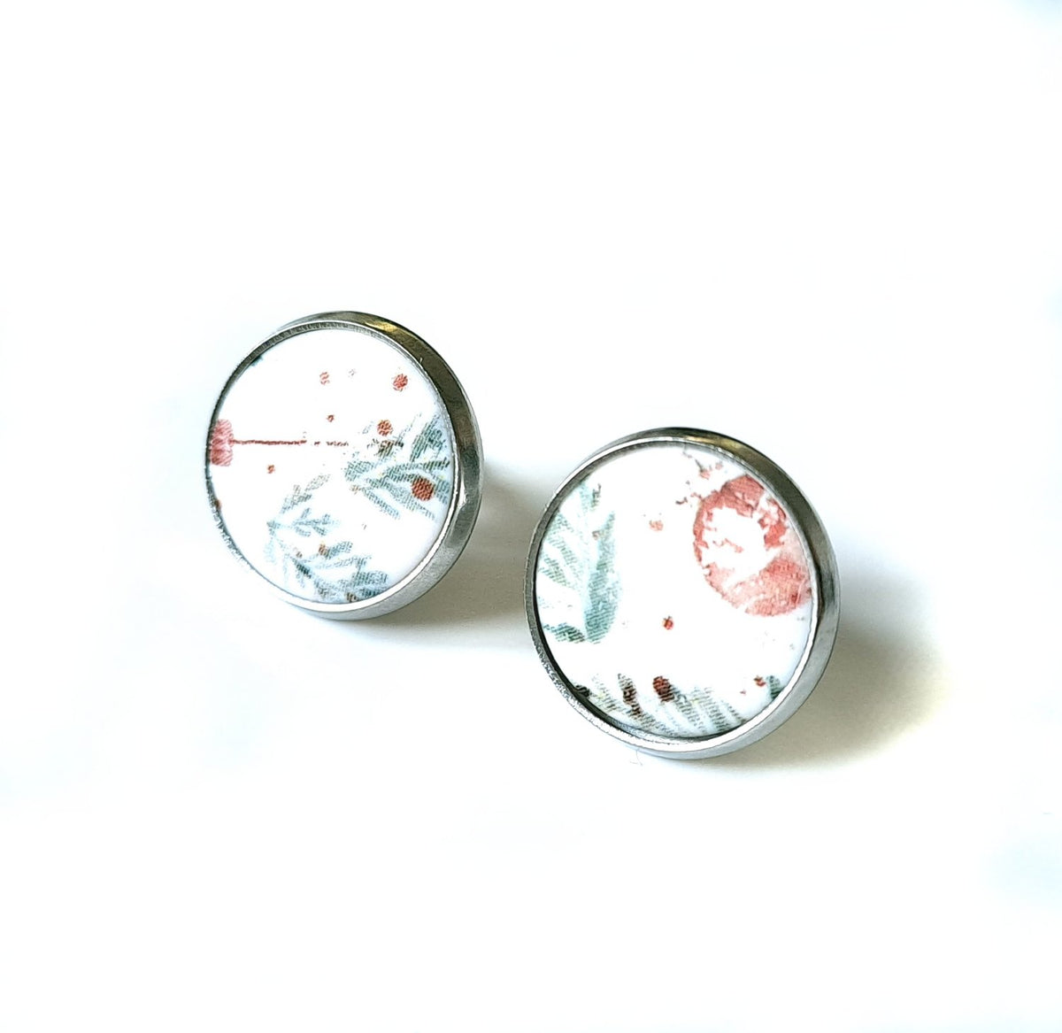 Ohrstecker Edelstahl & Polymer Clay – Winterliches Motiv (12mm Cabochon)