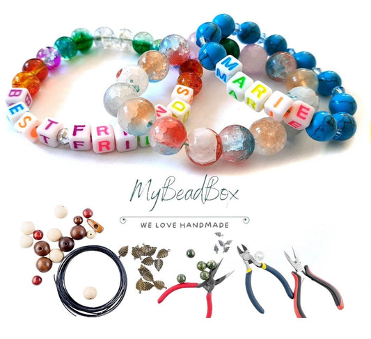 Kinder Bastelset Armband selber machen – MyBeadBox Schmuck DIY Set mit Perlen & Namen – Kreatives Geschenk für Kinder 5-9 Jahre