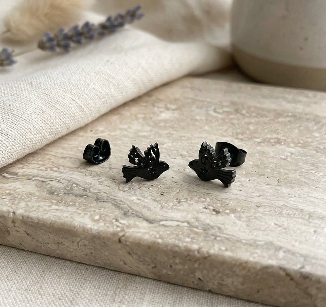 Vogel Ohrstecker Edelstahl Schwarz – Taube Schmuck ca. 1 cm