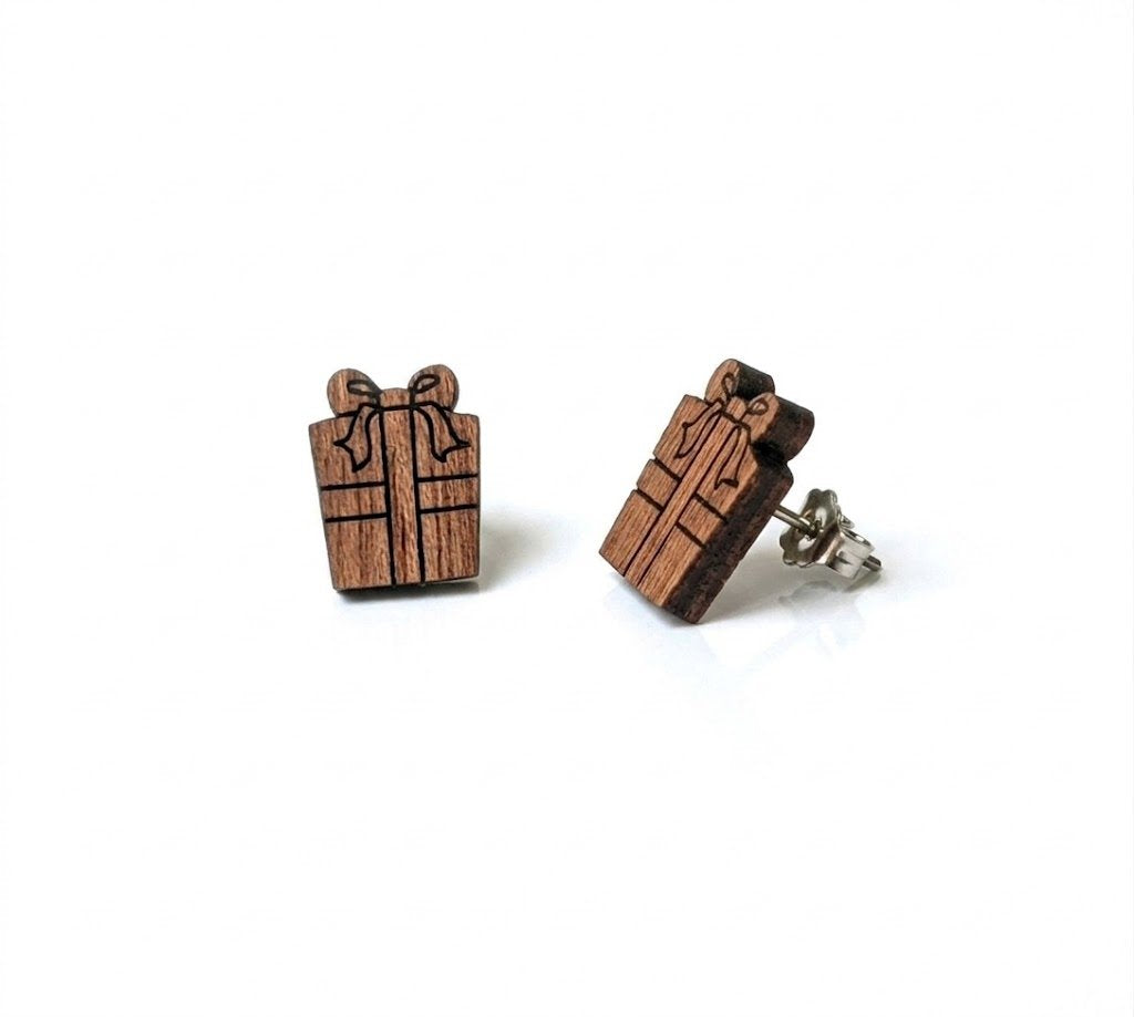 Ohrstecker Holz & Edelstahl – Geschenkpaket / Päckchen (12mm)