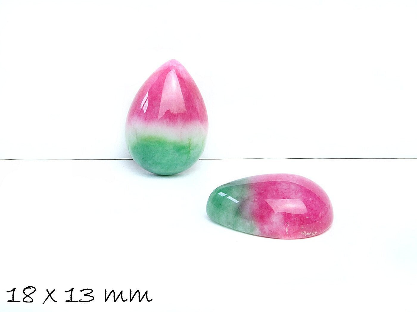 2 Stück Edelstein Tropfen-Cabochons, Jade, rot-grün, 18 x 13 mm