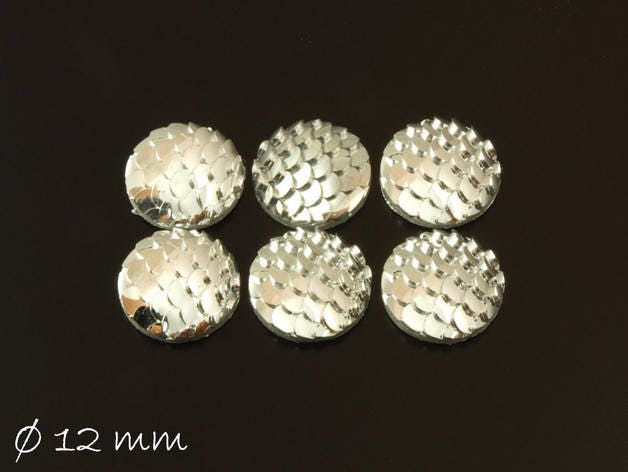 6 Stück runde Resin Cabochons Fischhaut 12 mm silber