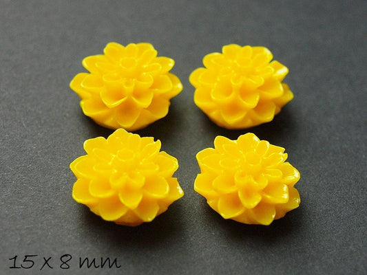 6 Stück Chrysanthemen Cabochons in gelb, Ø 15 mm