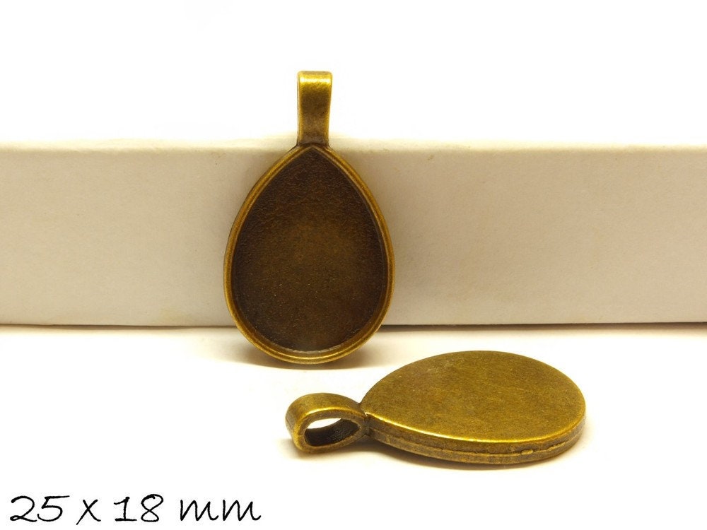 2 Stück Anhänger mit Cabochonfassung / Medaillon, Tropfen, 25 x18 mm, bronze