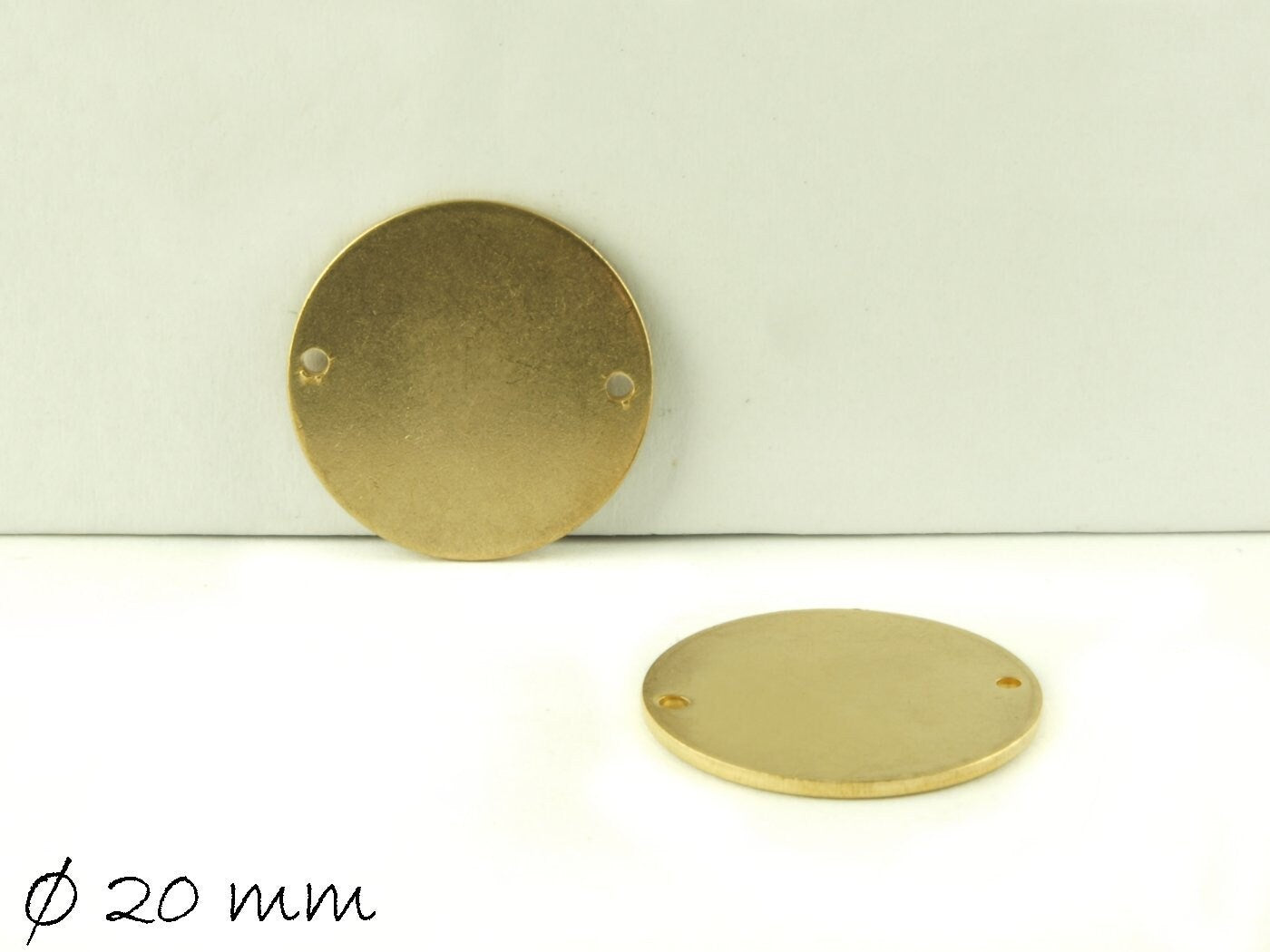 4 Stück runde Verbinder Stempel Plättchen Messing gold, Ø 20 mm