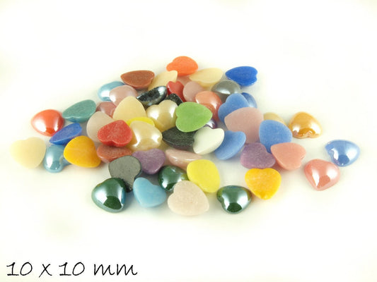 30 Stück herzförmige opake Glas Cabochons 10 x 10 mm
