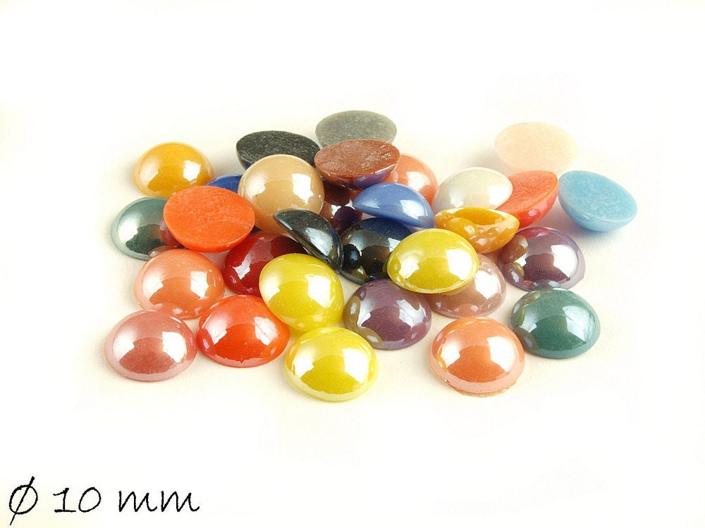 30 Stück runde opake Glas Cabochons 10 mm bunt Mix