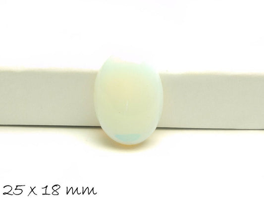 1 Stück ovaler Cabochon, Opalit, 25 x 18 mm