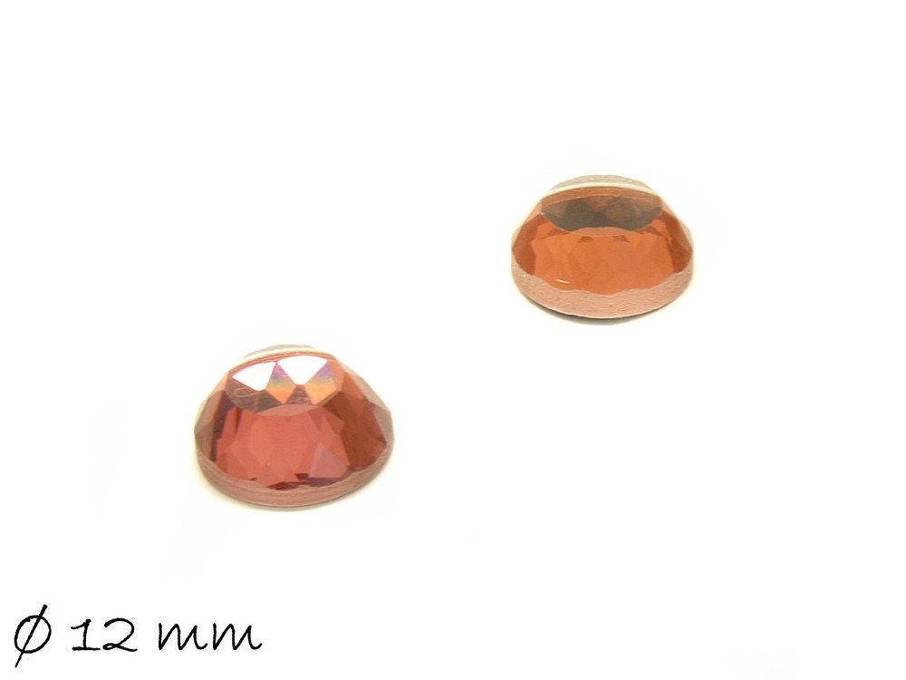 4 Stück Glas Cabochons facettiert rund, 12 mm, rotbraun