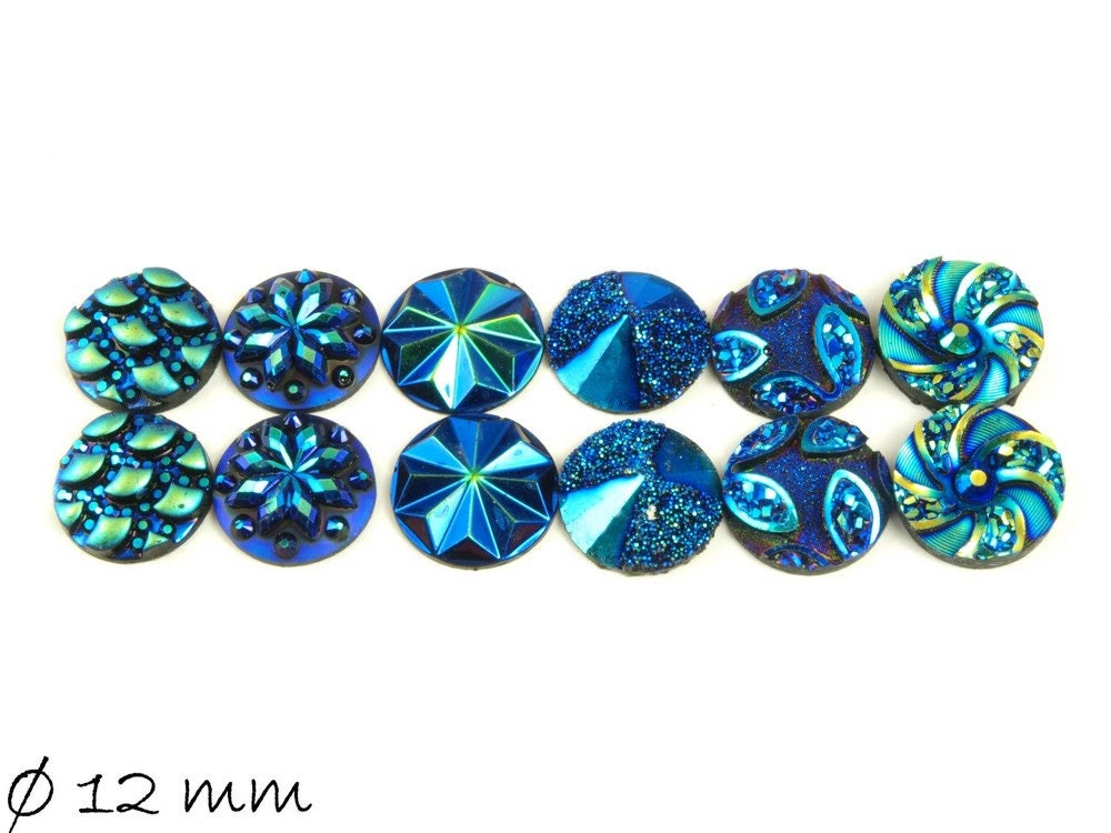 12 Stück runde Resin Cabochons Ø 12 mm blau