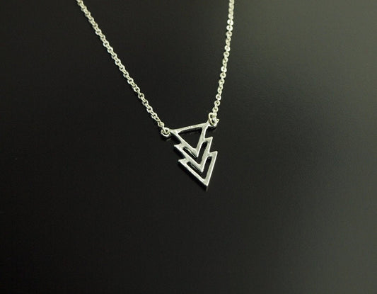 Kette Dreiecke Chevron Anhänger silber geometrisch