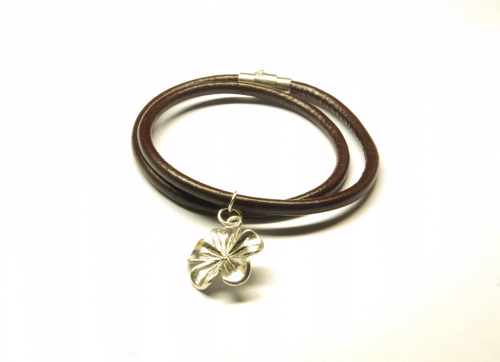 Leder Armband Blüte silber vintage Wickelarmband