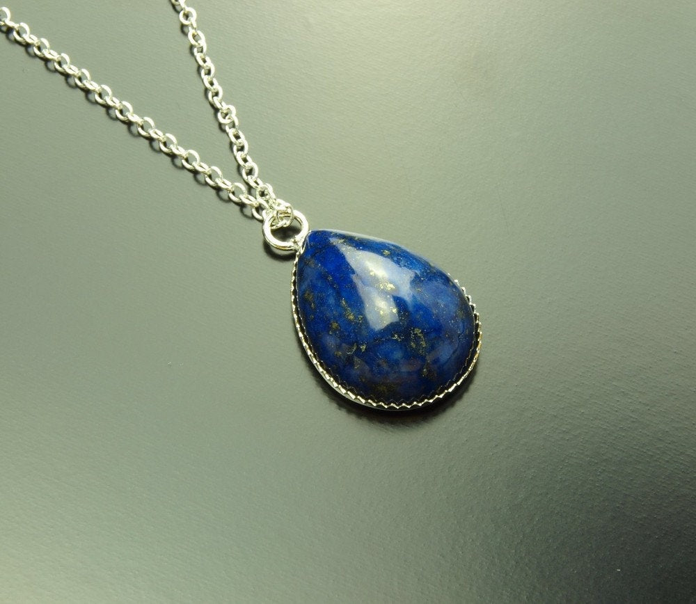 Kette Lapislazuli Edelstein Tropfen silbern blau Cabochon Lapis Lazuli gold oval