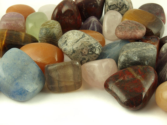 10 Stück getrommelte Edelstein-Nuggets 20~30 x 15~22 x 10~20 mm