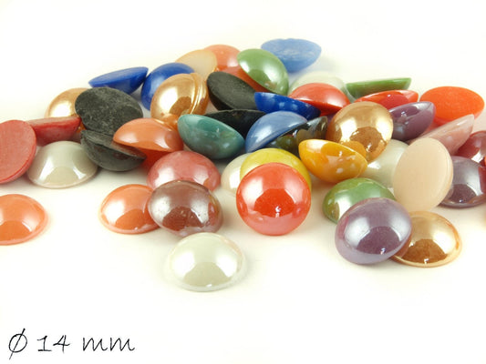 30 Stück runde opake Glas Cabochons 14 mm