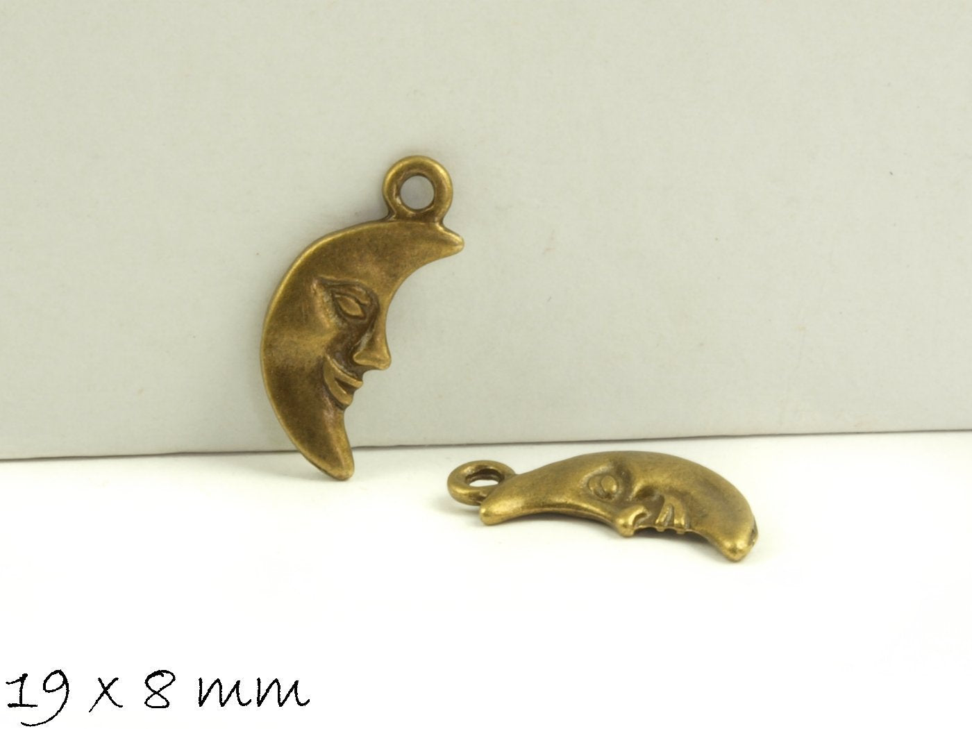 6 Stück Anhänger Mond bronze 19 x 8 mm