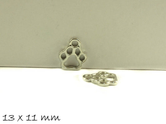 6 Stück Anhänger Pfote Abdruck Bär platin-farben, 13 x 11 mm