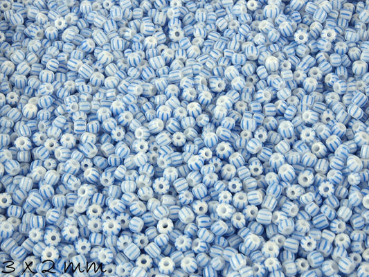 0,05EUR/g - 50 g blau-weiße Rocailles Perlen 2,5 x 1,5 mm #26