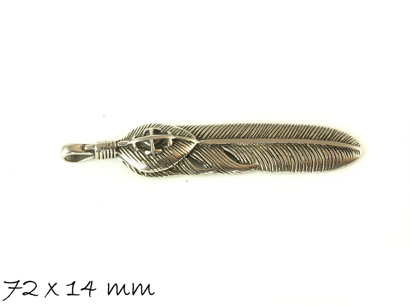 1 Stück Anhänger Feder mit Kreuz aus Edelstahl, 72 x 14 mm