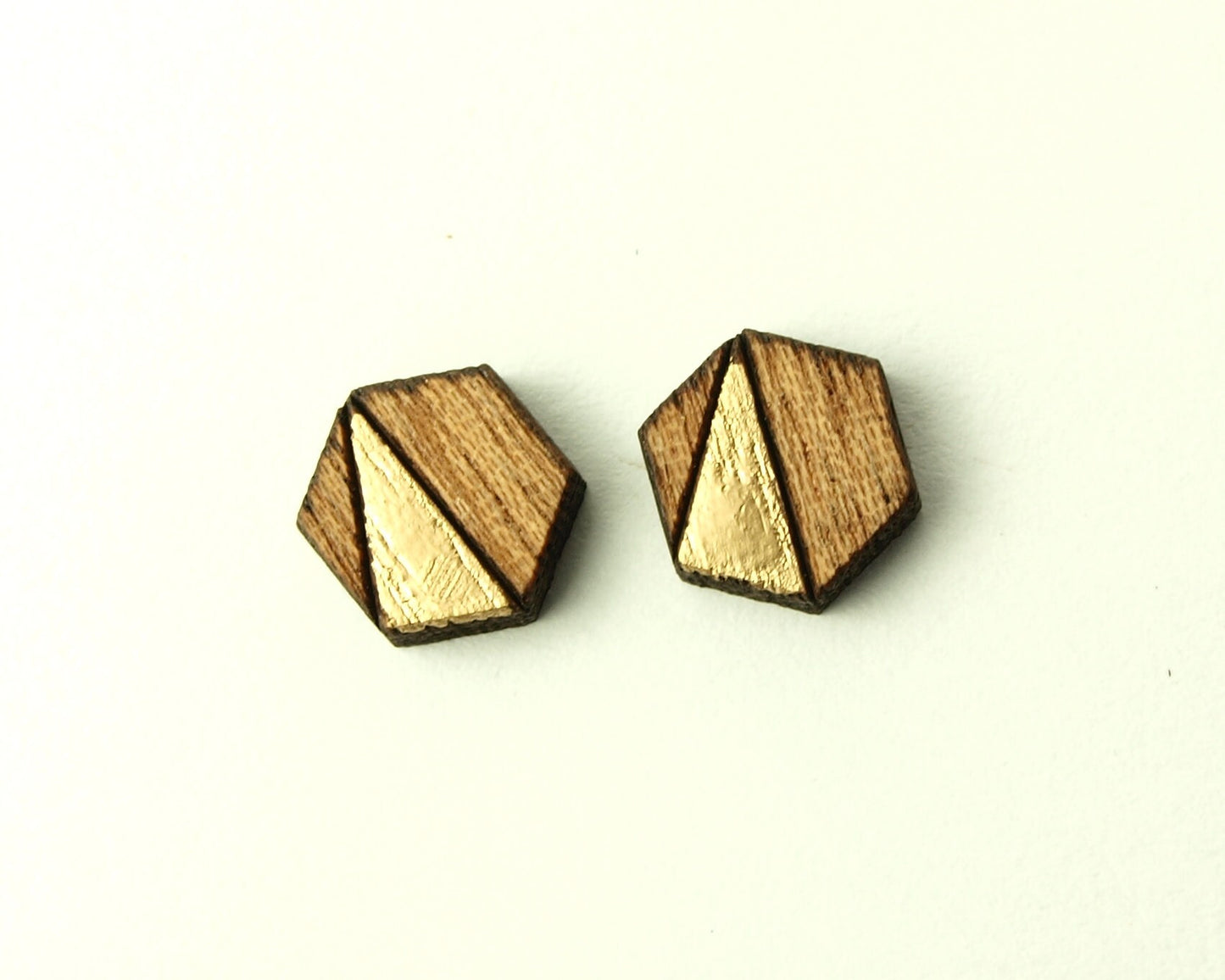 Ohrstecker nach Wahl Fünfeck Sechseck Pentagon Hexagon Wabe geometrisch gold Holz Ohrringe Stecker